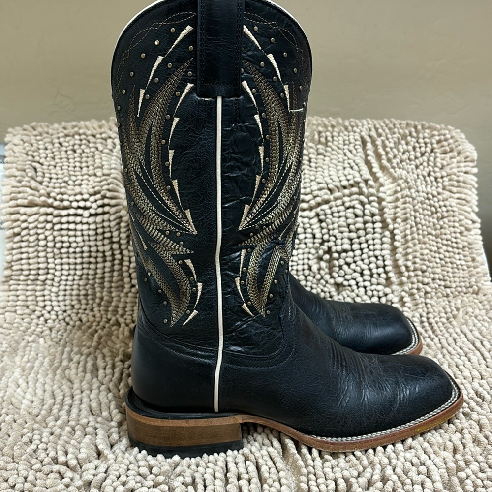 Women’s Shyanne Boots size 7